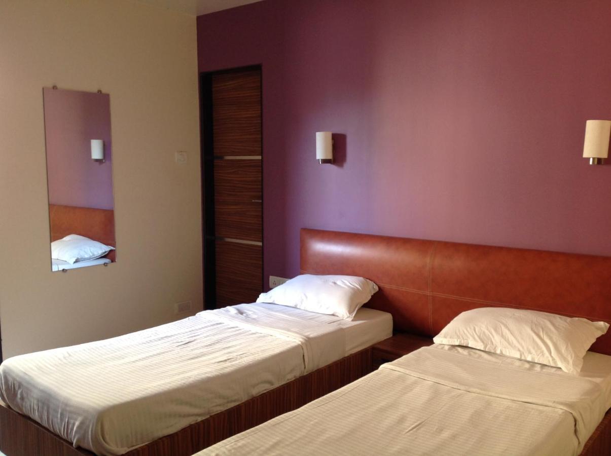 Pals Hotel Bombay Esterno foto